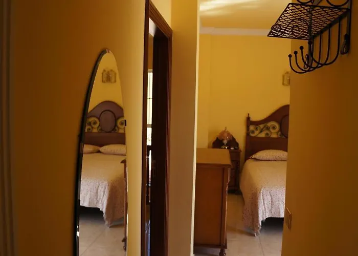 Lovisi 2 بلايا ديل إنغلز